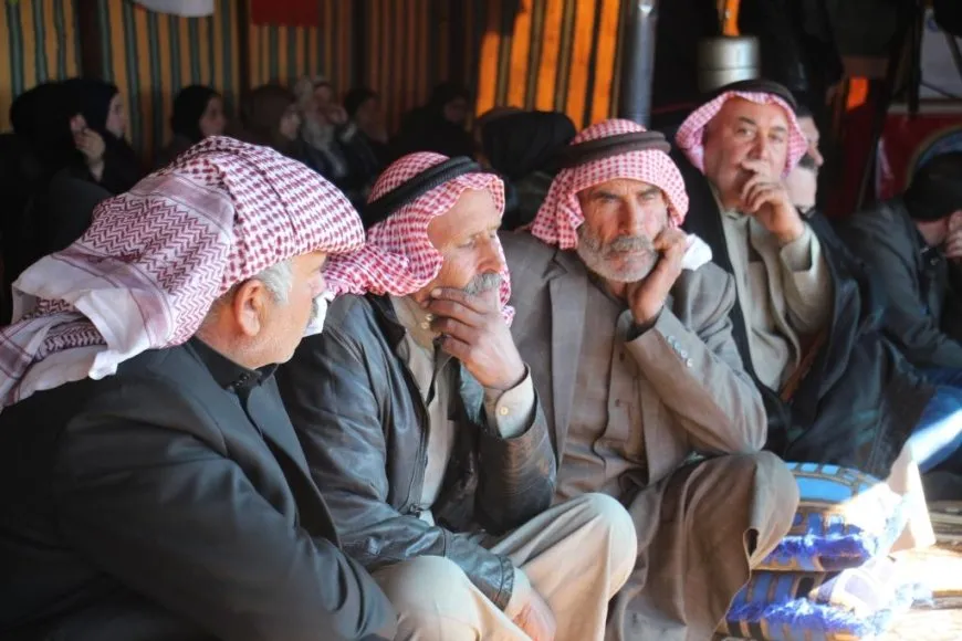 Xelkê Minbicê sersaxî da malbata şehîd Ferec El Nasir