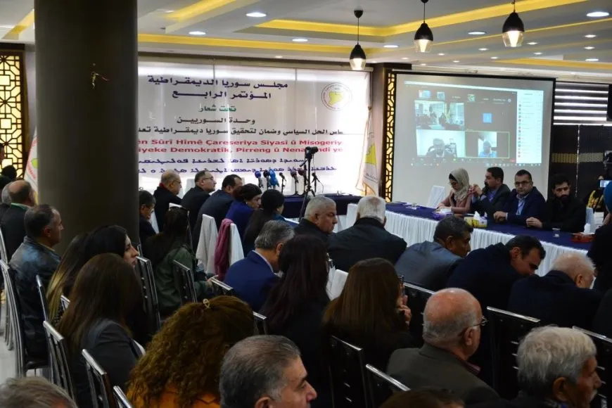 Meclisa Jinan: Divê jin xwedî derfetên wekhev bin da ku nûnertiya welatê xwe bikin