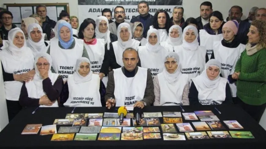 kampanyaya şandina name û qartan a ji Îmraliyê re