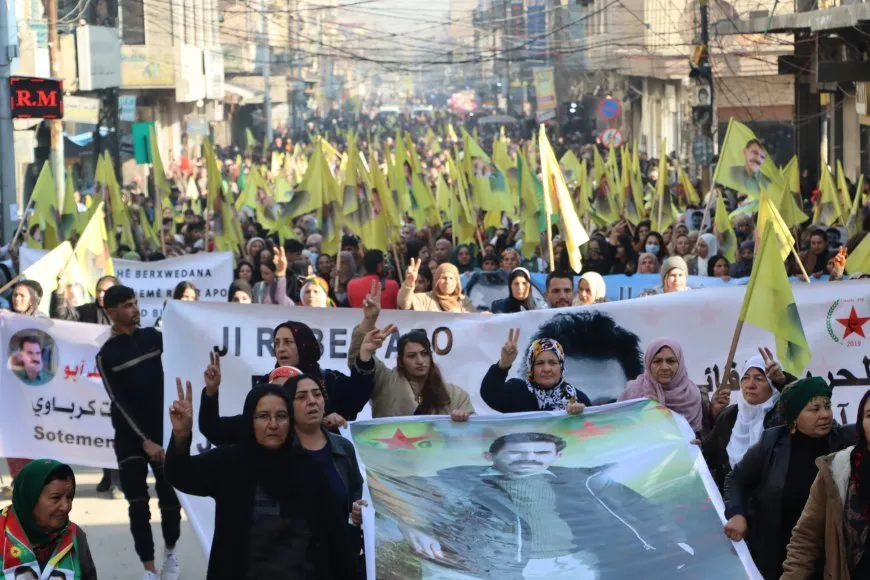 Li Qamişloyê meşa girseyî ya ji bo Rêber Abdullah Ocalan