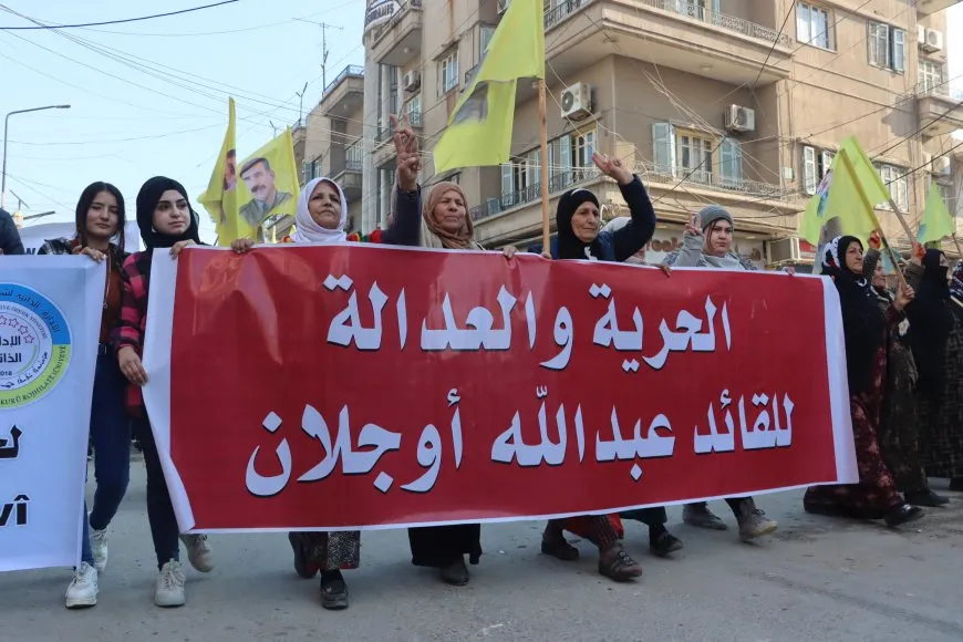 Li Qamişloyê meşa girseyî ya ji bo Rêber Abdullah Ocalan