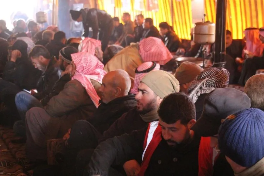 Xelkê Minbicê sersaxî da malbata şehîd Azad Serb
