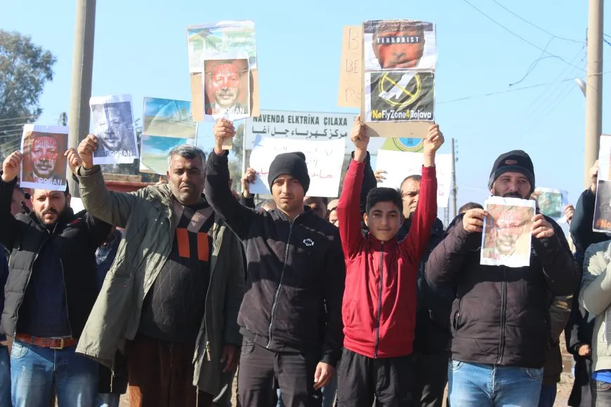 Li hember êrişan xelkê Bakur û Rojhilatê Sûriyeyê daketin qadan