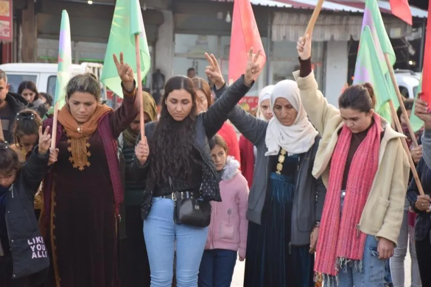 Gelên Bakûr û Rojhilatê Suriyeyê dijî êrîşan herikîn kolanan