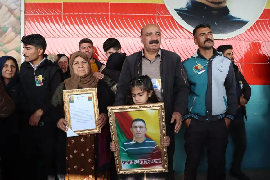 Hezaran kesan 8 şehîd bi sozên tolhildan-berxwedanê oxir kirin