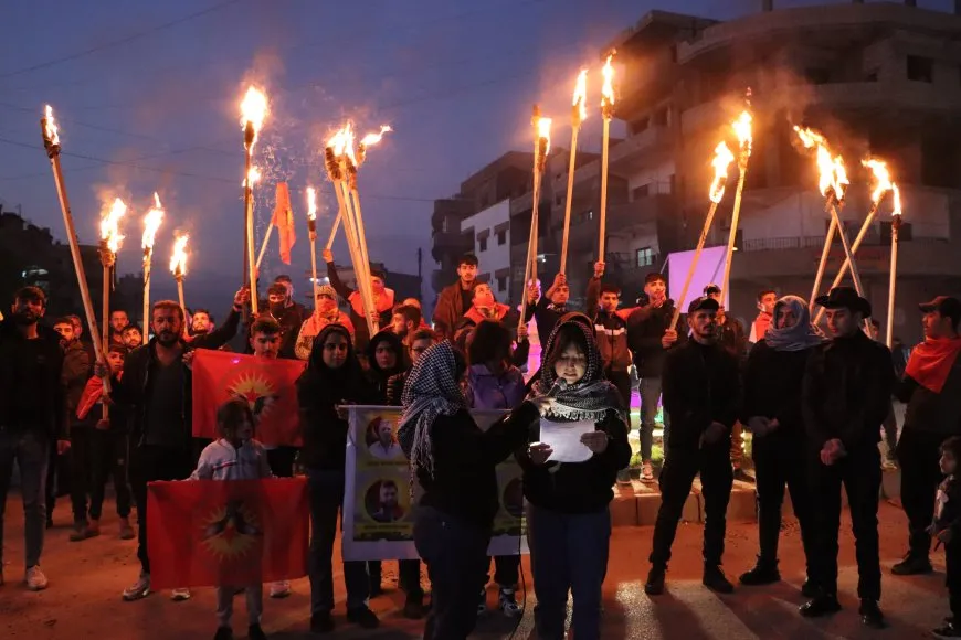 Ciwanên Qamişloyê: Li dijî dagirkeriyê em ê ala berxwedanê bilind bikin
