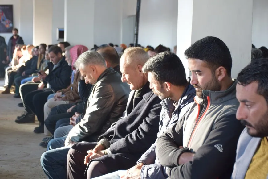 Xelkê Tirbespiyê sersaxî da malbatên şehîd Ferhan û Xelef