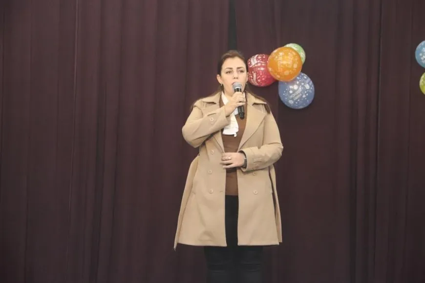 Desteya Kar û Barên Şehîdan zarokên şehîdan xelat kirin
