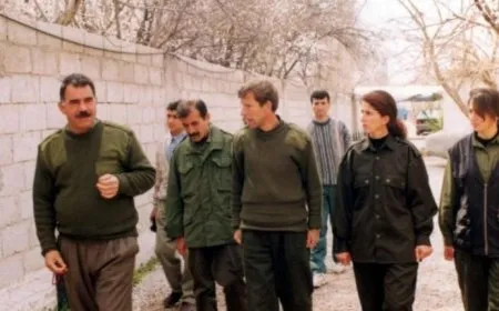 Rêber Abdullah Ocalan: Yên ku ez anîm vir, qetlîama Parîsê jî pêk anîn