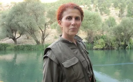 Serpêhatiya Sakîneyê Doktrîna Azadiyê - NAGIHAN AKARSEL