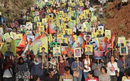 Koçberên ji Efrînê: Em ê ji bo vegerê têkoşînê bidomînin