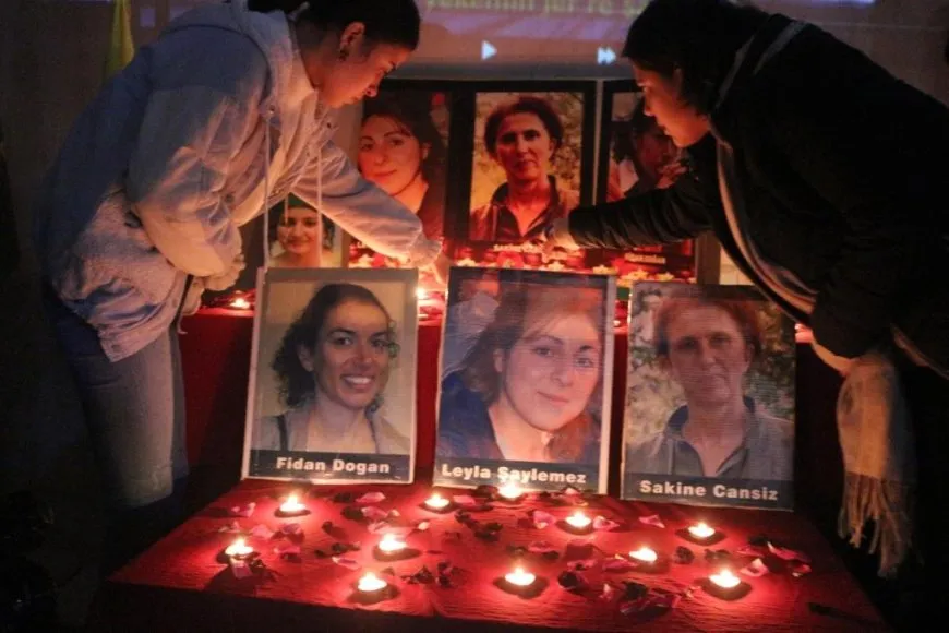 Şehîdên Komkujiya Parîsê hatin bibîranîn