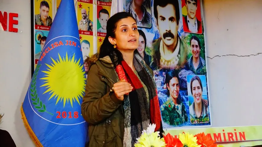 Li Hesekê û Helebê Şehîdên Komkujiya Parîsê hatin bibîranîn
