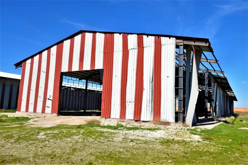 Zirarên ji ber êrişên dewleta Tirk li depoyên genim çêbûne
