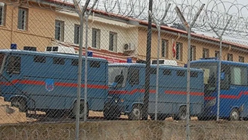 Greva birçîbûnê ya li girtîgehan di roja 43’yan de ye