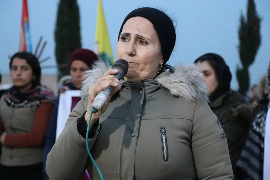 Ji bo bîranîna şehîdên komkujiya Parîsê li Heleb û Şehbayê çalakî