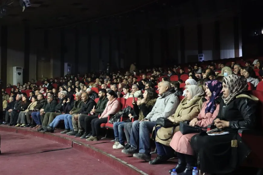 Ermenên Hesekê çalakiyek li dar xist