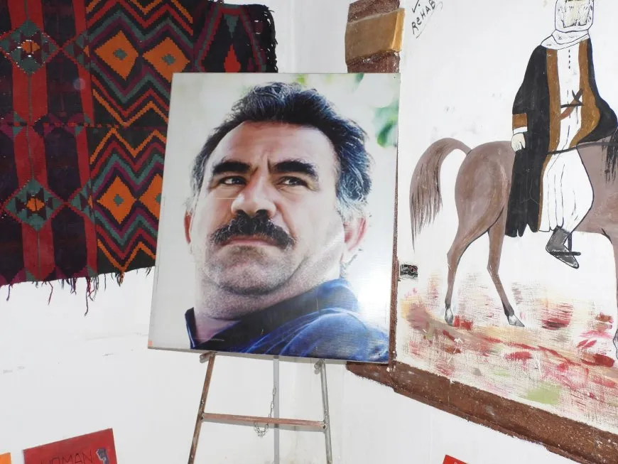 Li Tebqayê pêşangeha wêne û pirtûkên Rêber Abdullah Ocalan