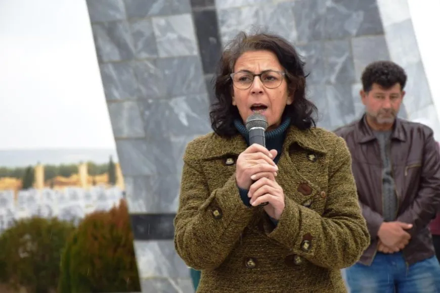 Şêniyên Kobanê şehîd Dilsoz Degirman oxir kir