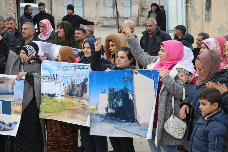 ’Em ê destkeftiyên şoreşê biparêzin’