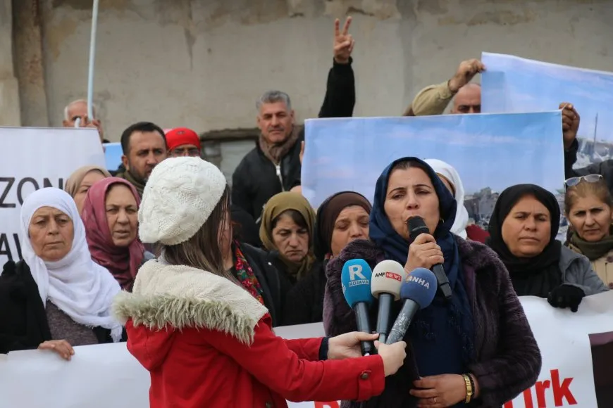 ’Em ê destkeftiyên şoreşê biparêzin’