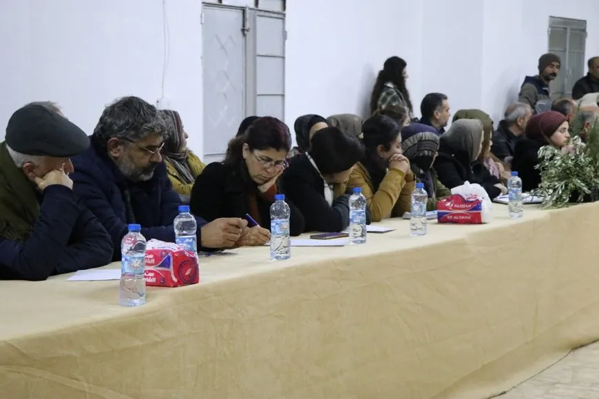 Partiyên siyasî têkildarî êrişên li ser Efrînê panelek li dar xist