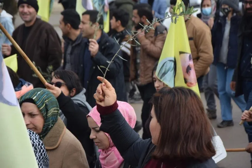 ˊHeta Efrîn û herêmên dagirkirî rizgar dibin em ê çalakiyên xwe bilind bikinˊ