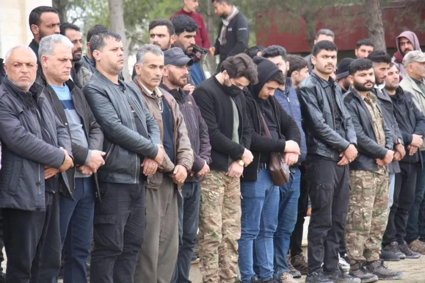 Xelkê Minbicê şehîd Kerîm Îbrahîm oxir kir