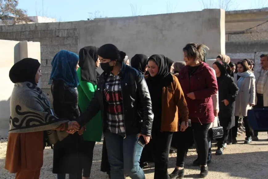Şêniyên Minbicê teqezî bi şopandina rêya şehîd Zelal Zagros kir