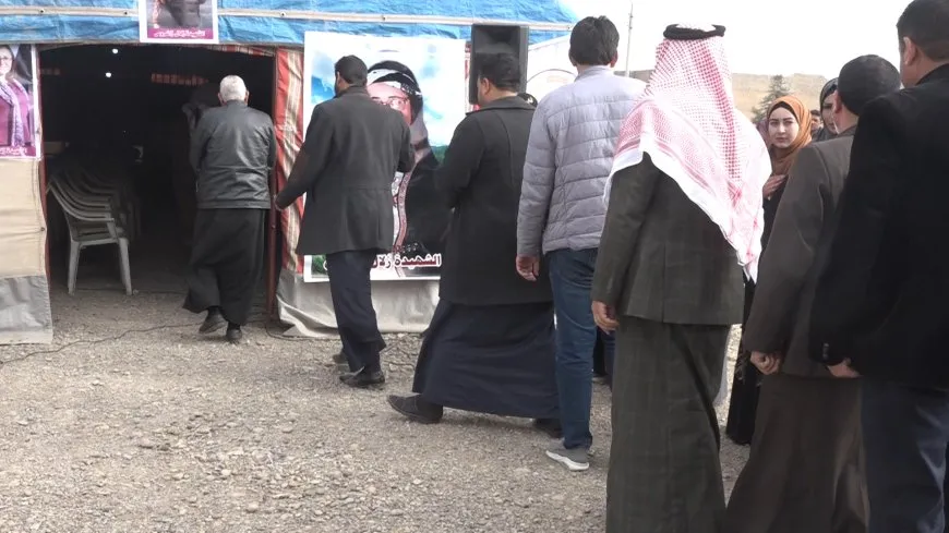 Di merasîma Zelal Zagros de xelkê Dêrazorê soza şopandina rêça wê da