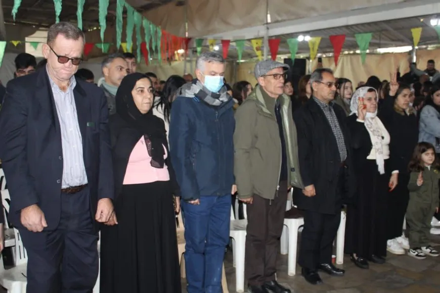 Kurdistaniyên li Lubnanê bi boneya rizgarkirina Kobanê şahiyek li dar xist