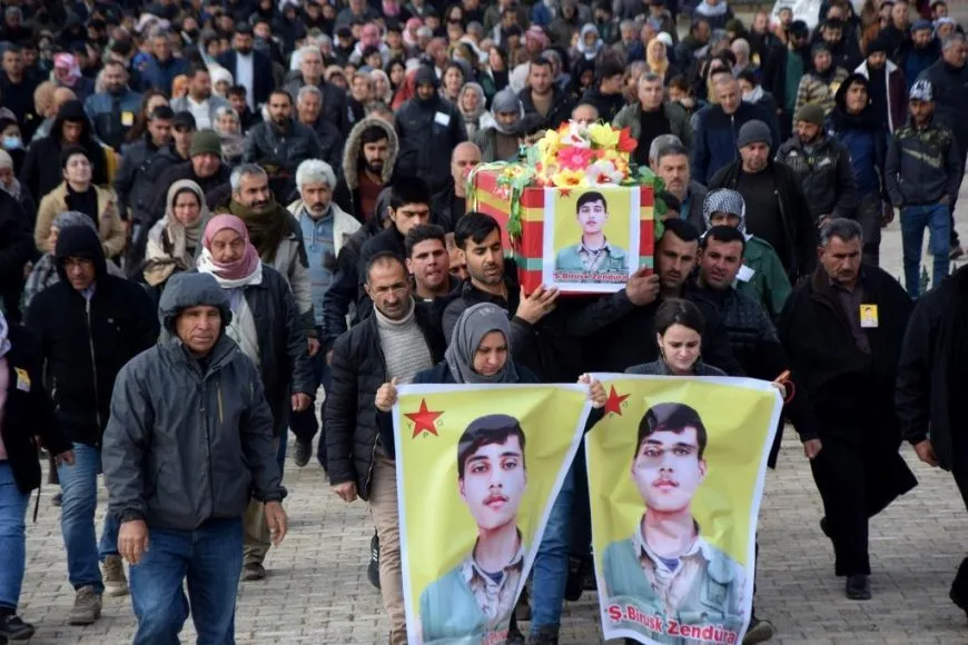 Şêniyên kantona Firatê şehîd Birusk Zendûra oxir kir