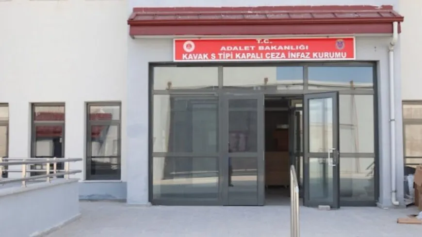 Li girtîgeha Kurkçuler 4 girtî hatin sirgûnkirin