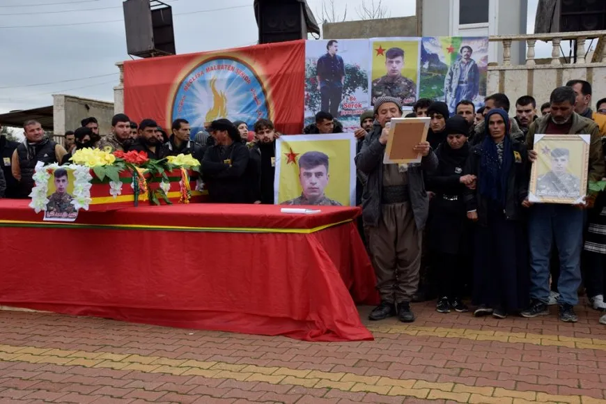 Şêniyên Dêrikê şehîd Mazin Şêx oxir kir