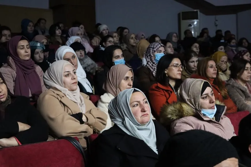 Li ser komploya navneteweyî li Qamişloyê semîner hat dayîn