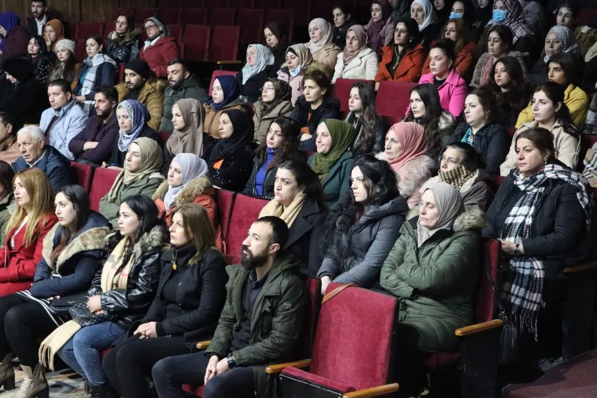 Li ser komploya navneteweyî li Qamişloyê semîner hat dayîn