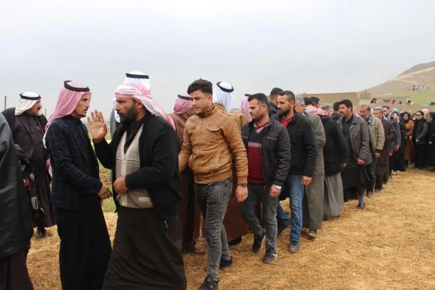 Xelkê Minbicê sersaxî ji malbata şehîd Ciwan re xwest