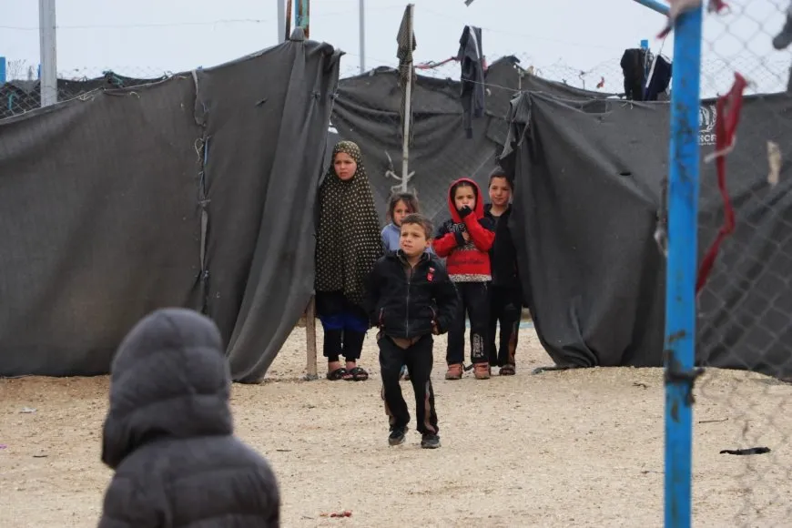 Niştecihên Kampa Holê bi destpêkirina operasyonê re bi ewle ne