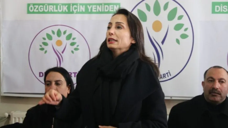 Tulay Hatîmogûllari: Em sibe bi rê dikevin û li benda gelê xwe ne