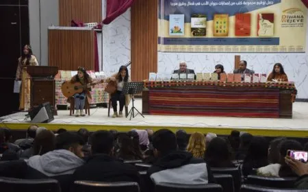 Li Kobanê şahiya îmzekirina berhemên Dîwana Wêjeyê li dar ket