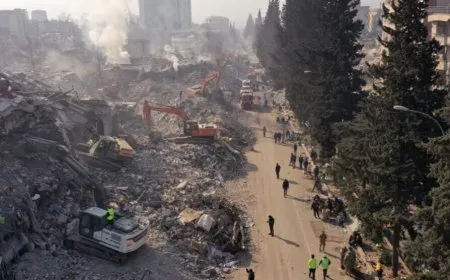 KJK’ê bang li gelan kir ku hilweşînê veguherînin ji nû ve avakirinê