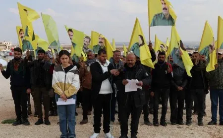 Çalakiyên şeremzarkirina komploya 15’ Sibatê dewam dikin