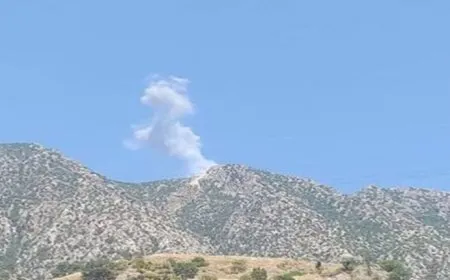 Balefirên şer çiyayê Metînayê bombebaran kirin