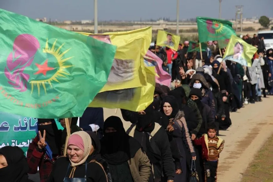 Li herêmên Bakur û Rojhilatê Sûriyeyê Komploya Navneteweyî hat şermezarkirin
