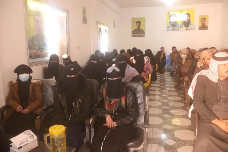 Çalakiyên şermezarkirina komploya navneteweyî dewam dikin