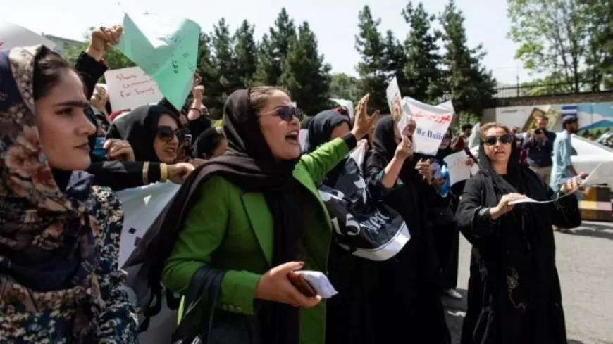Mujeres afganas instan a la ONU a no legitimar a los talibanes