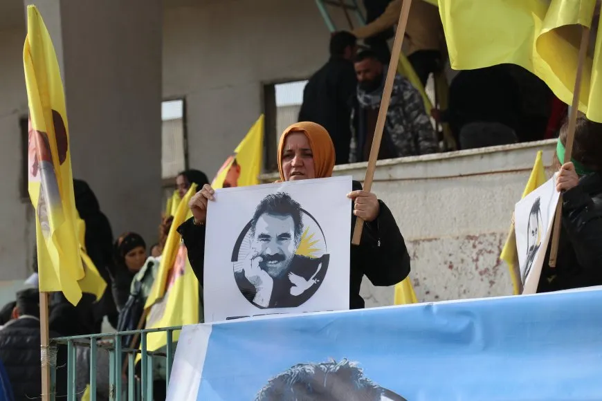 Ji bo azadiya Rêber Abdullah Ocalan kampanyaya komkirina îmzeyan