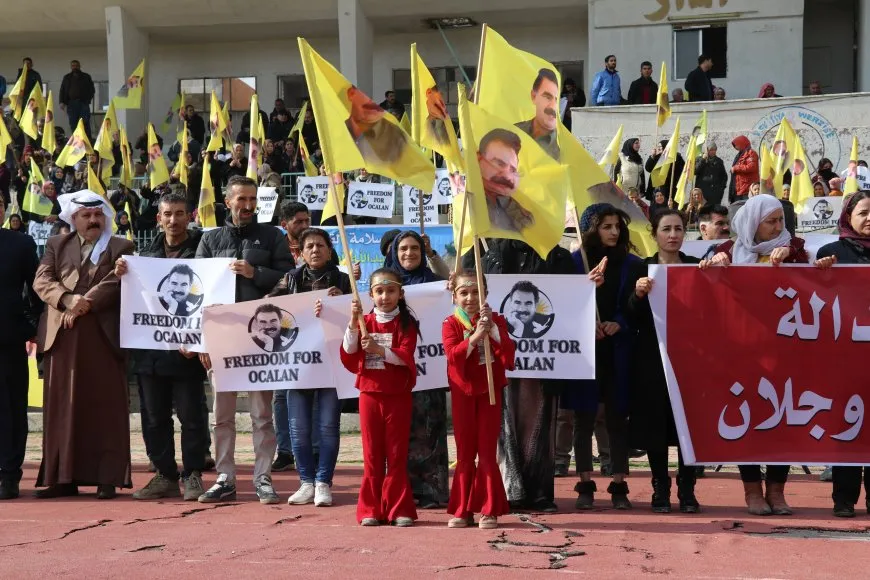 Ji bo azadiya Rêber Abdullah Ocalan kampanyaya komkirina îmzeyan