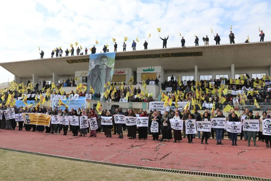 Ji bo azadiya Rêber Abdullah Ocalan kampanyaya komkirina îmzeyan