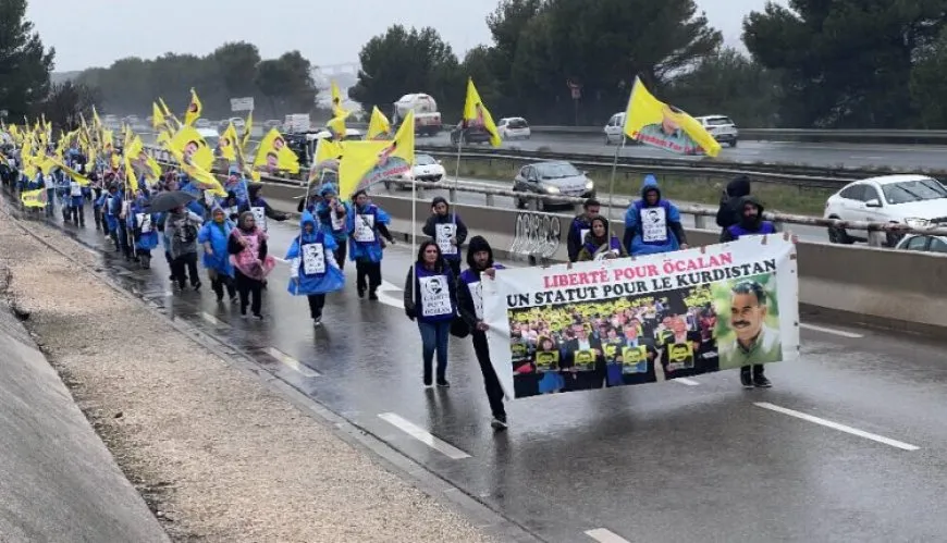 Li başûrê Fransayê mesa 3 rojan dest pê kir
